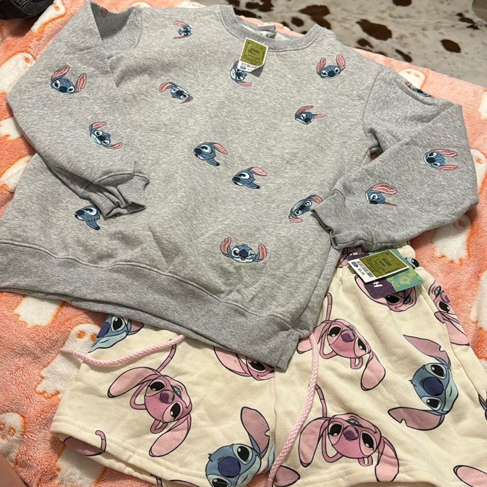 Disney sweat set